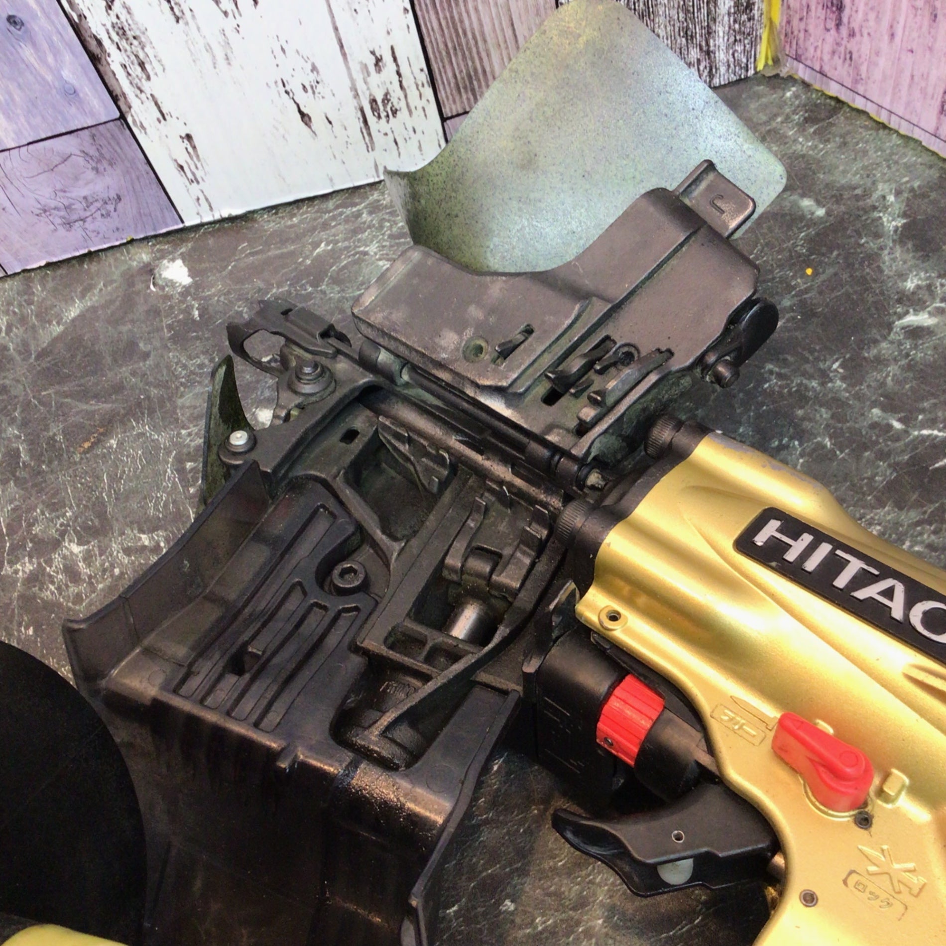 ☆ハイコーキ(HIKOKI ※旧:日立工機) 高圧エア釘打ち機 NV75HMC【八潮店