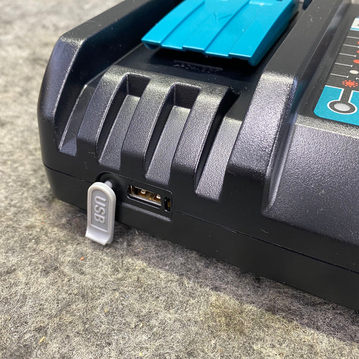 【未使用】 マキタ (makita) 18V/14.4V急速充電器 DC18RF 【桶川店】