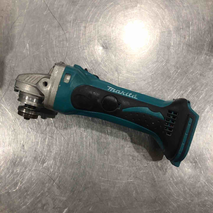 ☆マキタ(makita) コードレスディスクグラインダ GA402DZ【川口店】