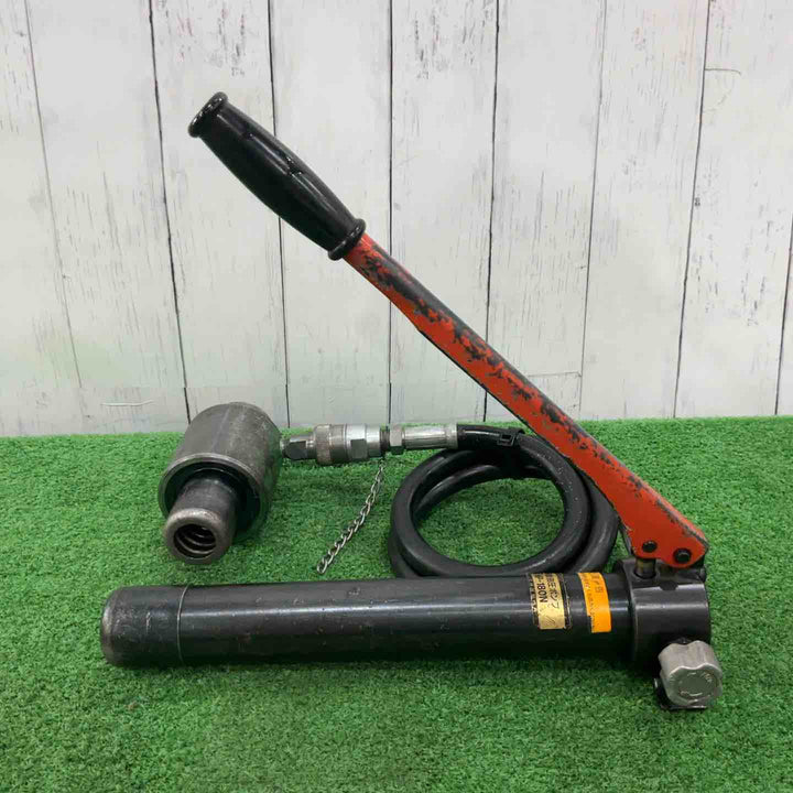 ◇泉精器(IZUMI) 手動油圧式ポンプ HP-180N【川口店】