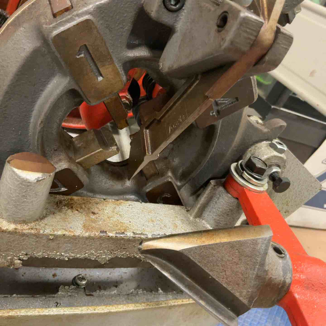 【店頭受取り限定】アサダ ねじ切り機 パイセット40【草加店】