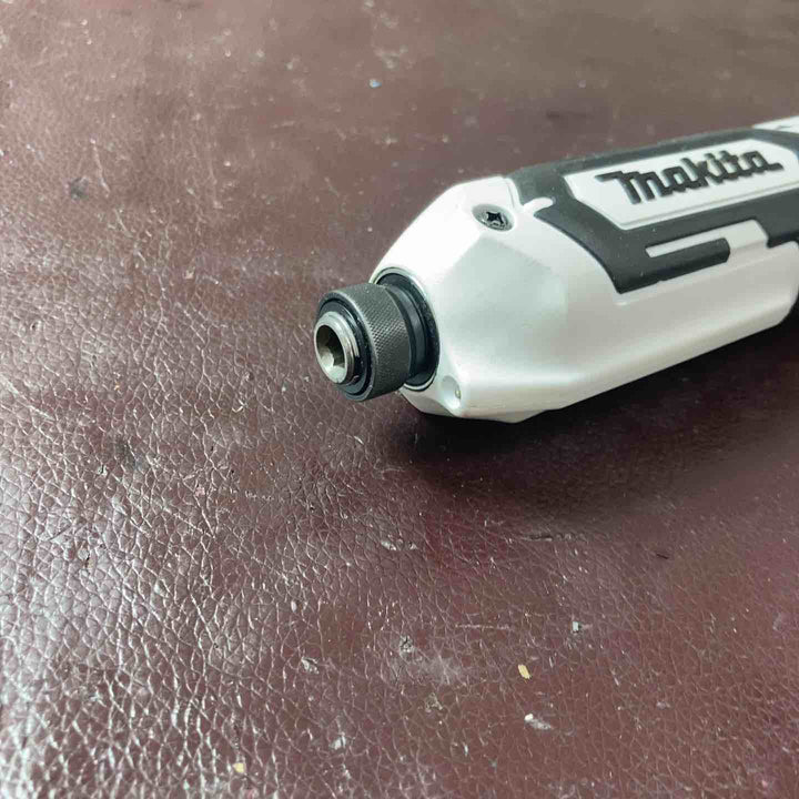 【中古品】★マキタ(makita) コードレスペンインパクトドライバー TD022DSHXW【東大和店】