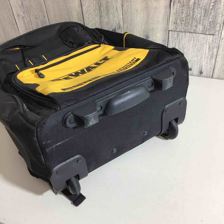 【美品】デウォルト(DEWALT) 防水仕様 キャスター付き バックパック リュック 黄色 イエロー【戸田店】