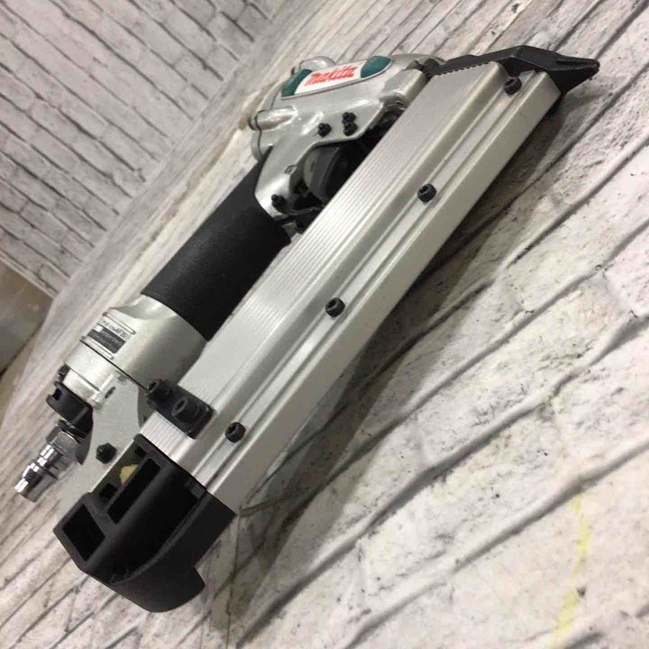 ★マキタ(makita) 常圧ピンネイラ AF351【川口店】