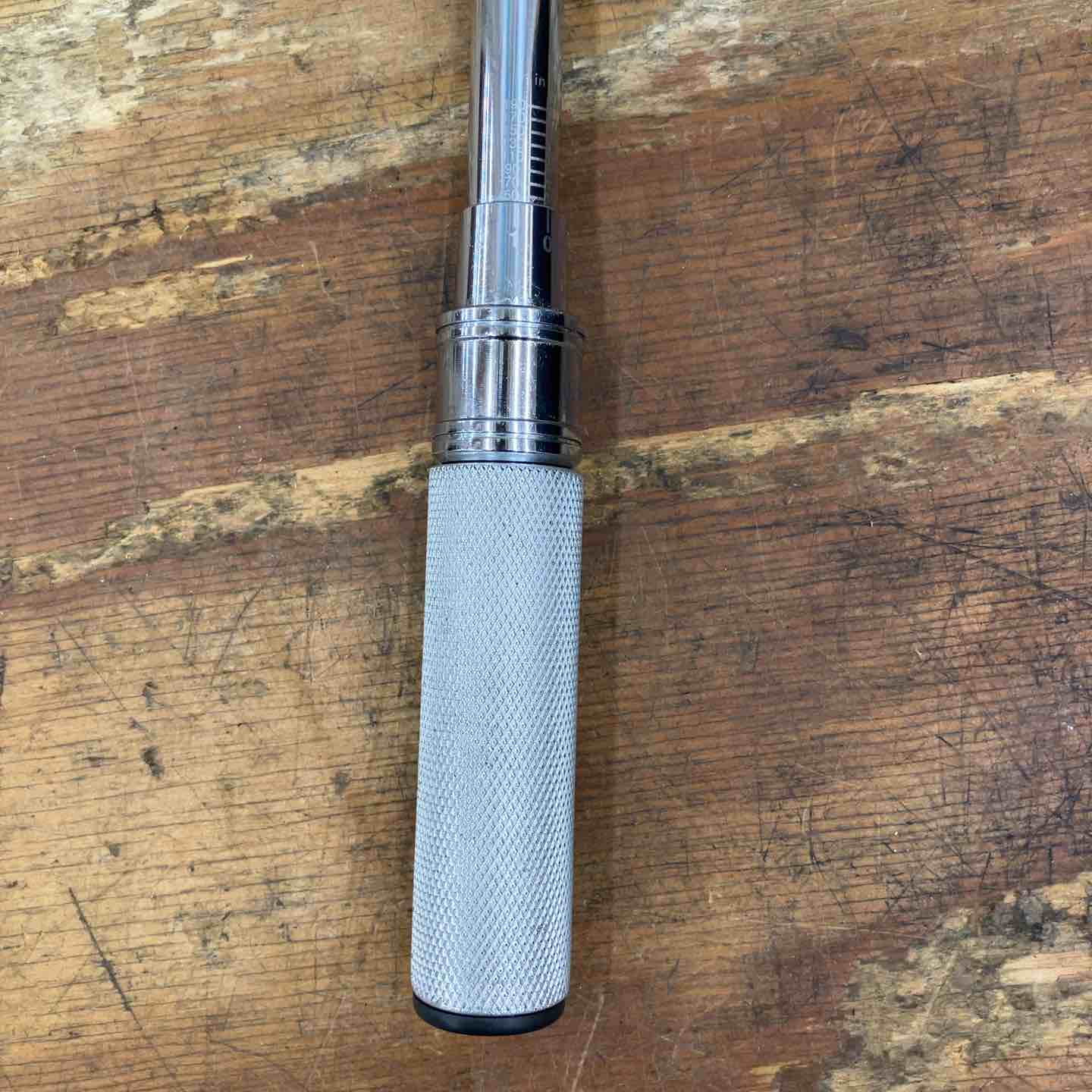 中古品】△スナップオン(Snap-on) 1/4トルクレンチ QD1R200 未校正【柏