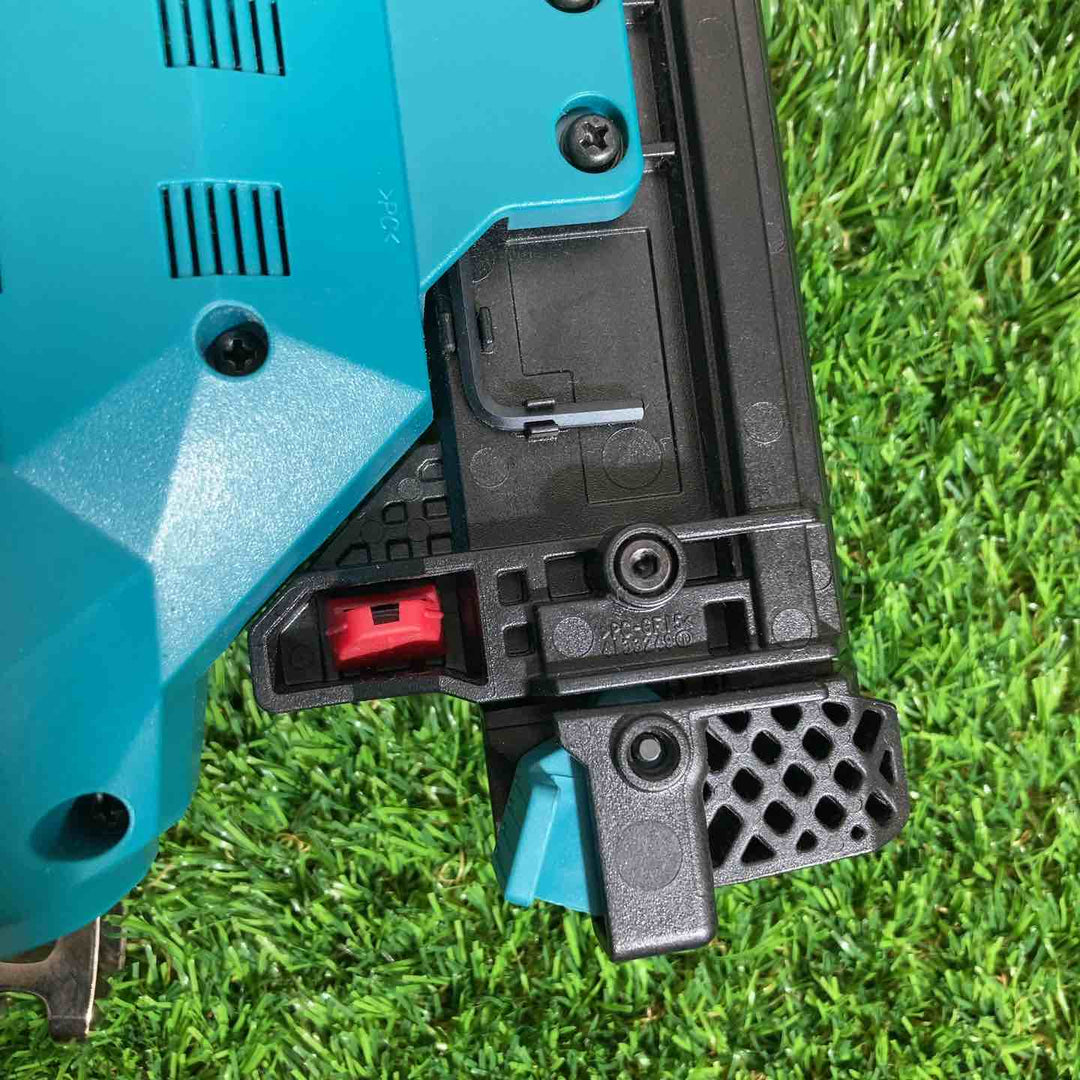 ◇マキタ(makita) 40Vmax コードレスフィニッシュネイラ FN001GZ  本体のみ【戸田店】