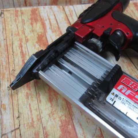 ★マキタ(makita) 高圧フィニッシュネイラ AF551H【川崎店】