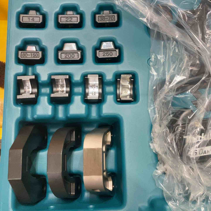 マキタ(makita) コードレス圧着機 TC300DRG【町田店】