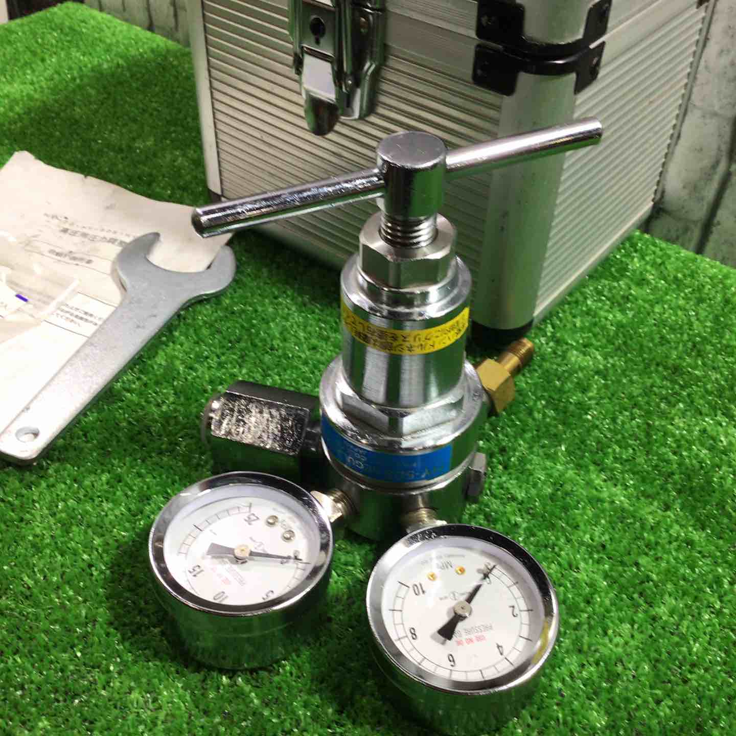 ◇チッソブロー5000型 窒素ガス用圧力調整器 HY-50S【川口店
