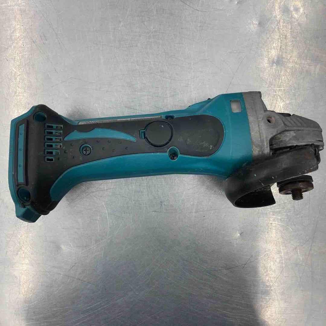 ☆マキタ(makita) 100mmコードレスディスクグラインダー GA400DZ【所沢店】