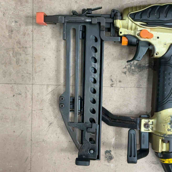 ★ハイコーキ(HIKOKI ※旧:日立工機) 高圧フロアタッカ N5004HMF【草加店】