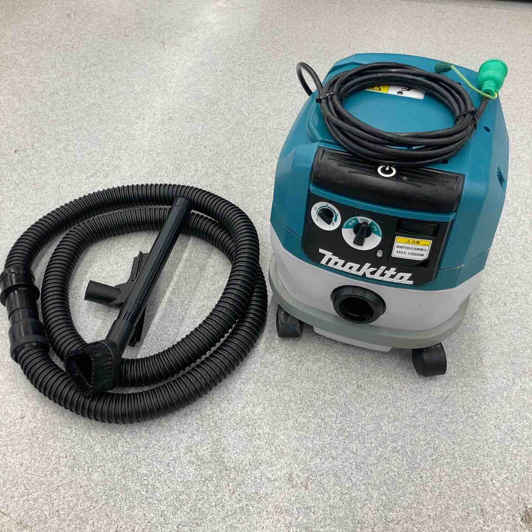 【中古品】★マキタ makita 集じん機 乾式 VC0830 連動機能 ホース 先端ノズル付【八潮店】