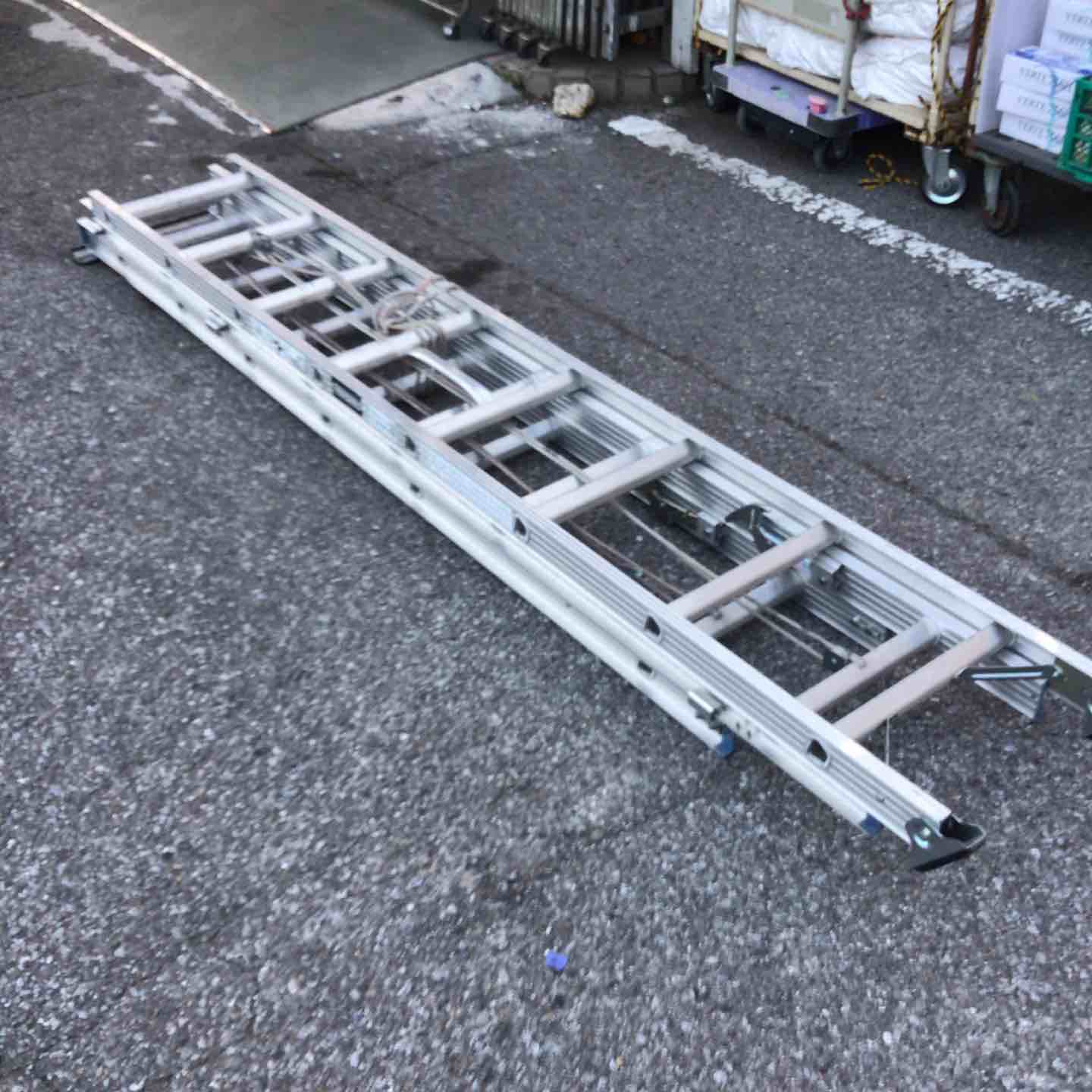 店頭受取り限定】◇長谷川工業(ハセガワ/Hasegawa) 3連はしご HC3-2.0