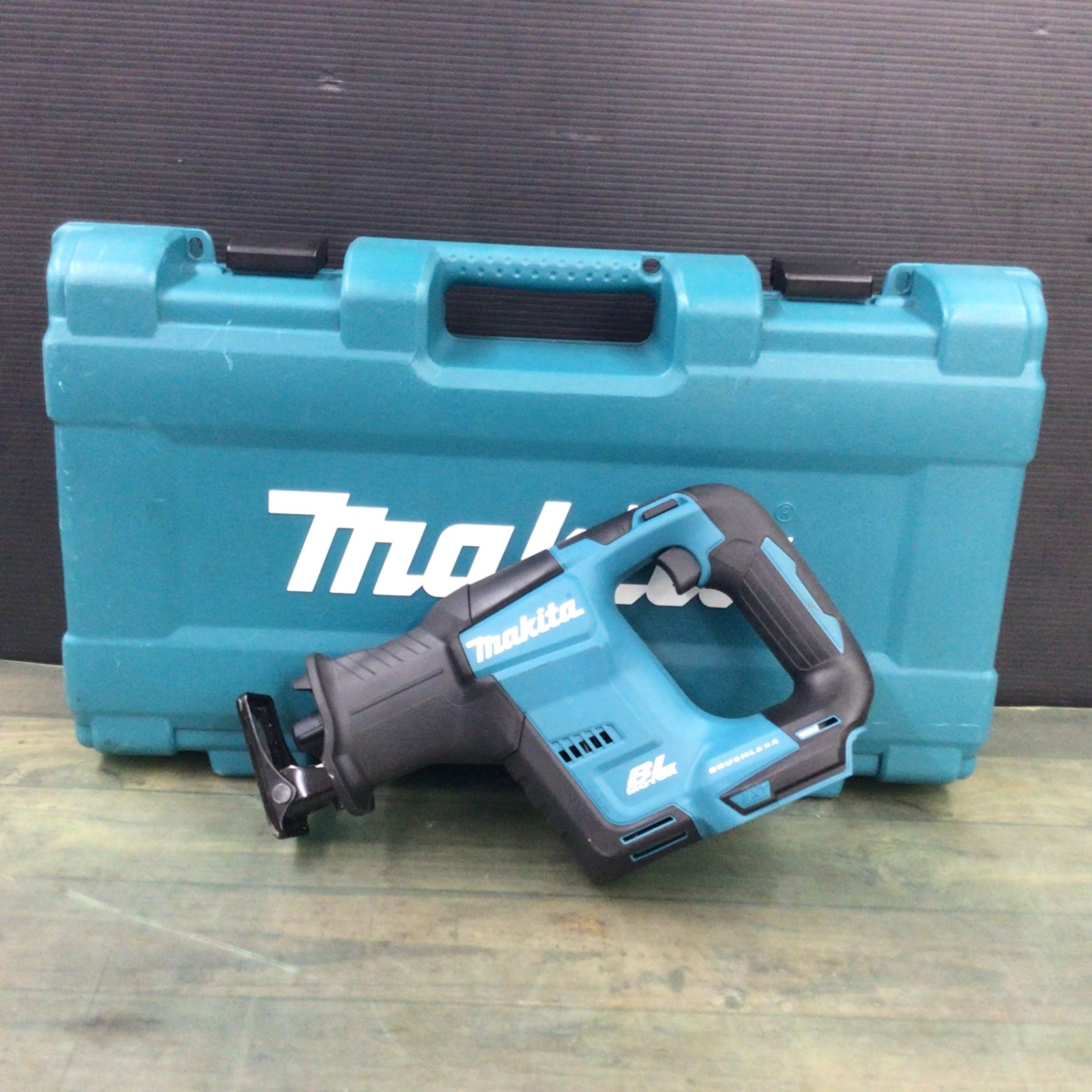 Makita JR188D ブラシレスレシプロソー 18V