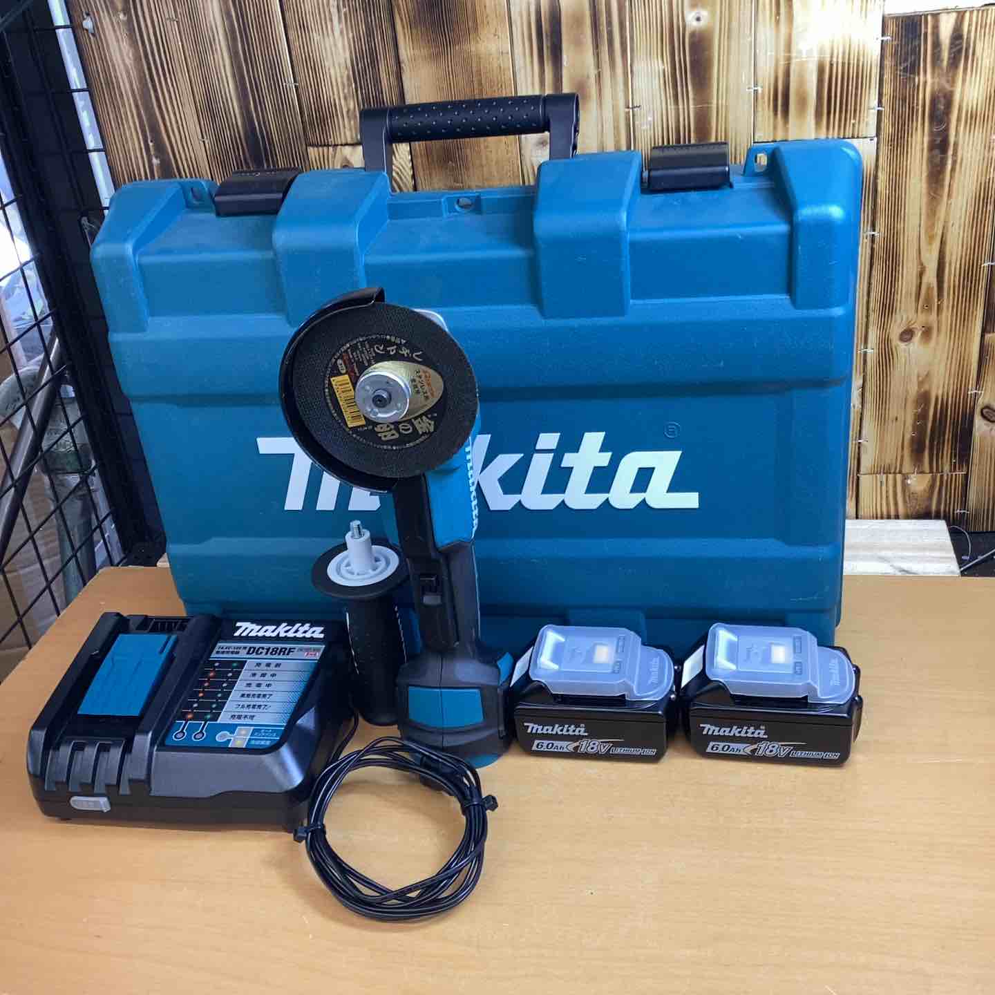 ☆マキタ(makita) 100mmコードレスディスクグラインダ GA408DRGX【越谷