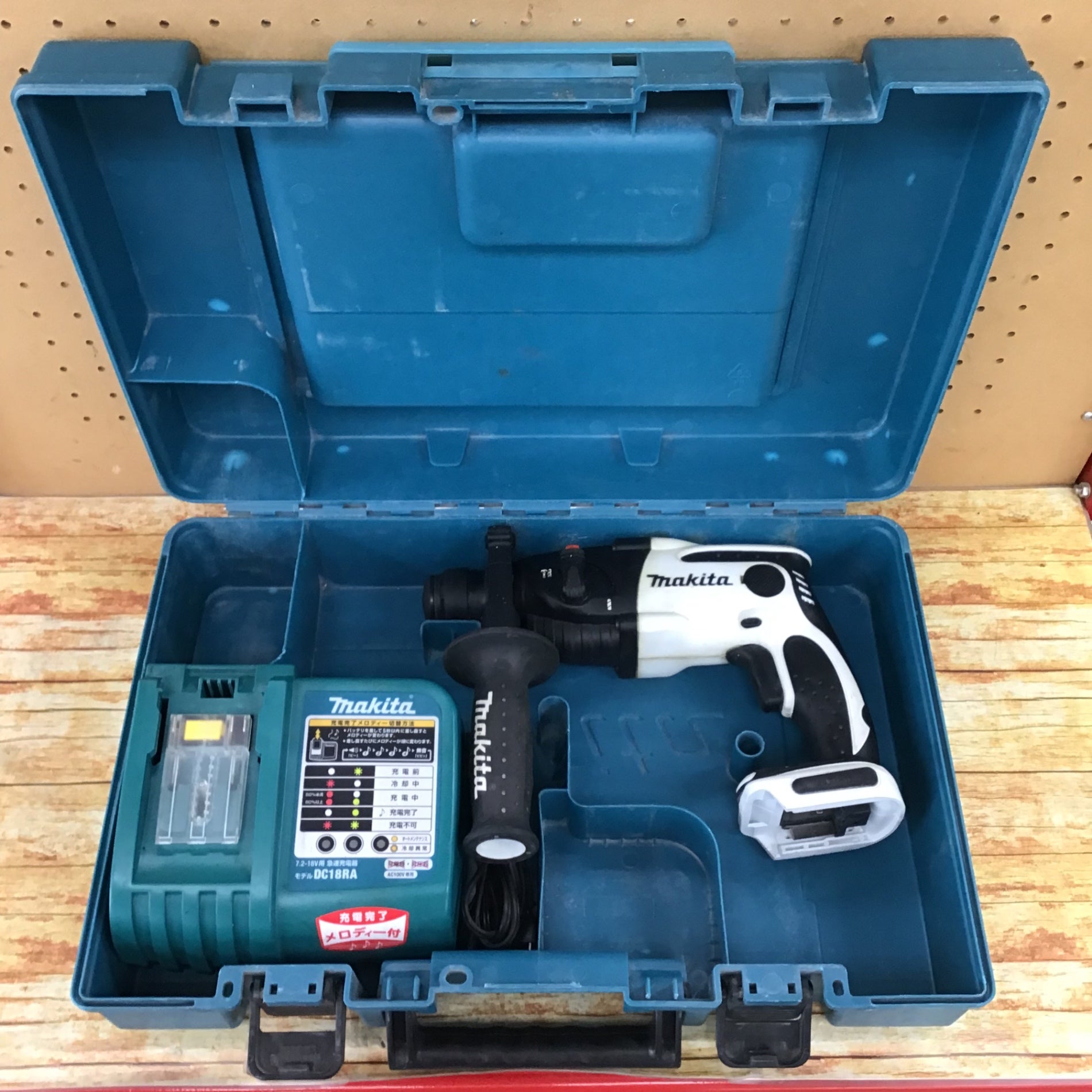 訂正ドリマトーン ☆マキタ(makita) コードレスハンマドリル HR162DZ