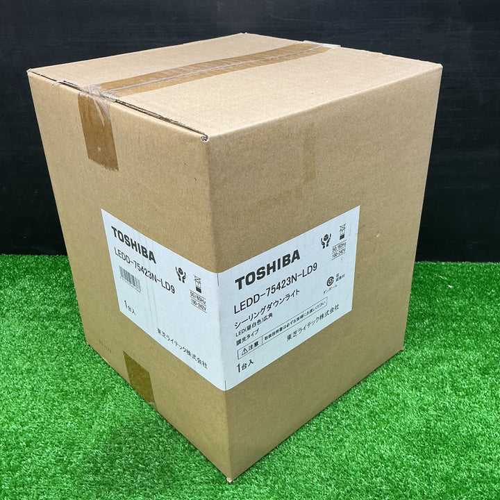 【未使用品】東芝 シーリングダウンライト LEDD-75423N-LD9LED【電材館越谷店】