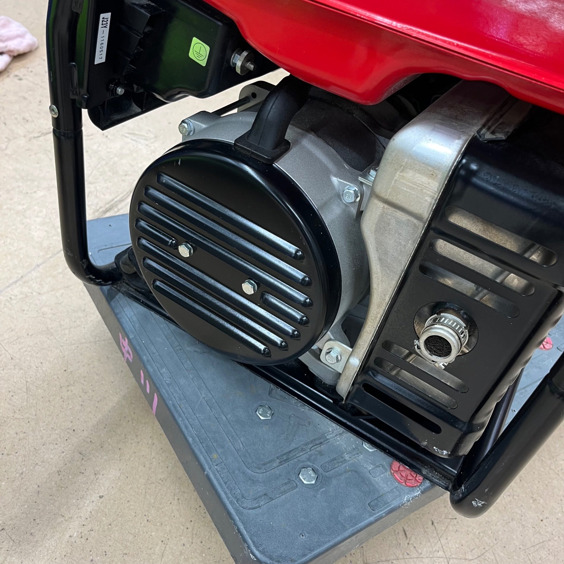 中古品/店頭受取り限定】◇アストロプロダクツ ガソリン発電機 G2300