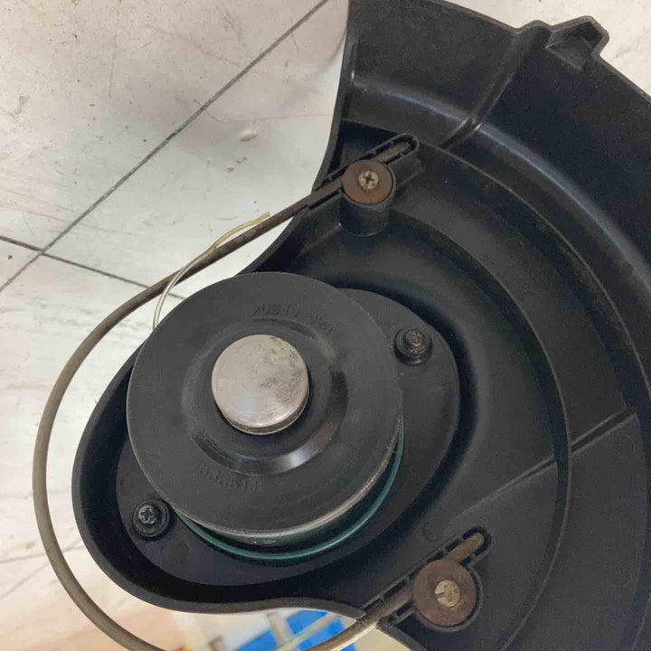 【店頭受取り限定】☆マキタ(makita) コードレス草刈り機 MUR181DZ【鴻巣店】