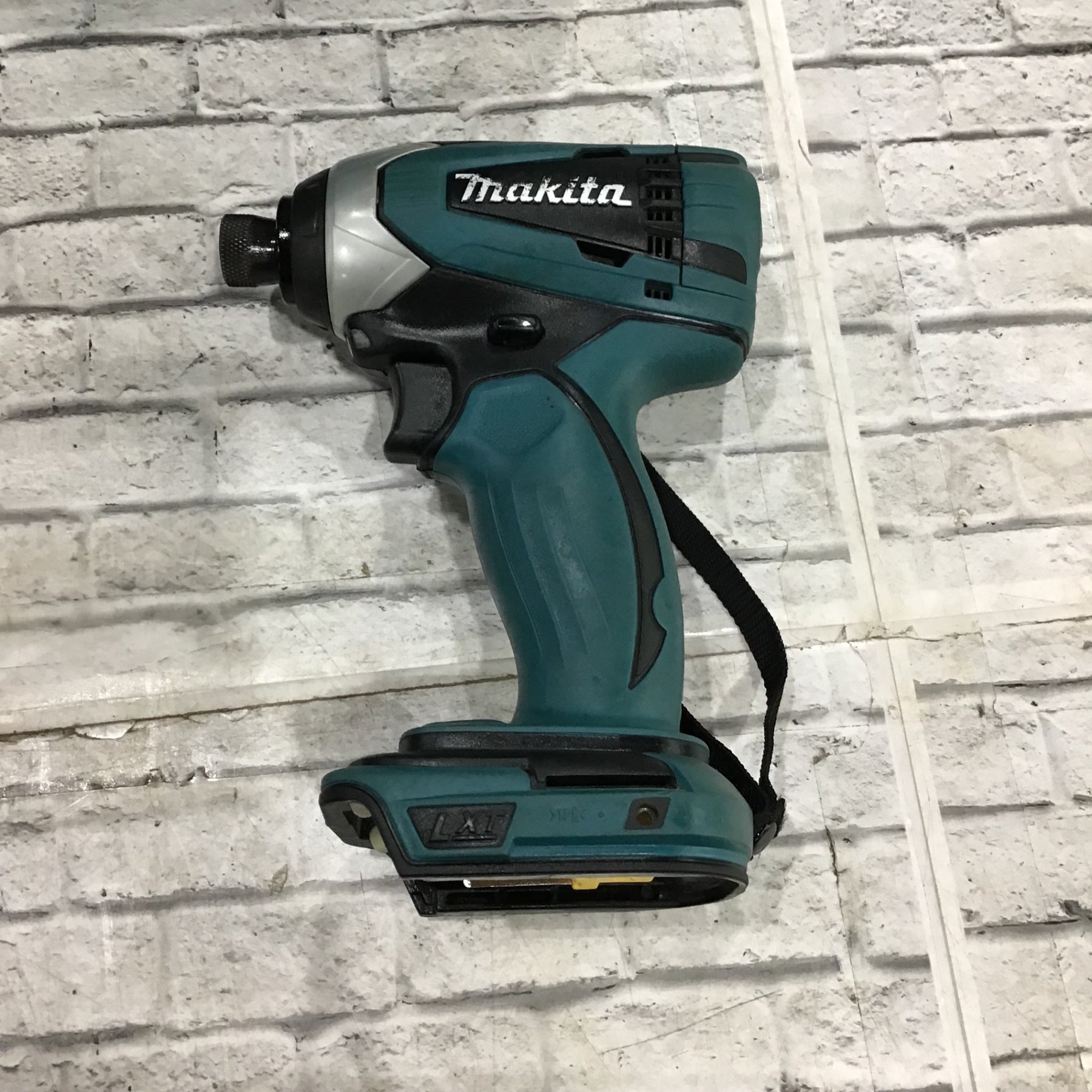 ☆マキタ(makita) コードレスインパクトドライバー TD134DZ【川口店 