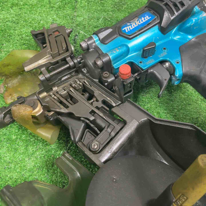 ★マキタ(makita) 高圧エア釘打ち機 AN533HM【草加店】