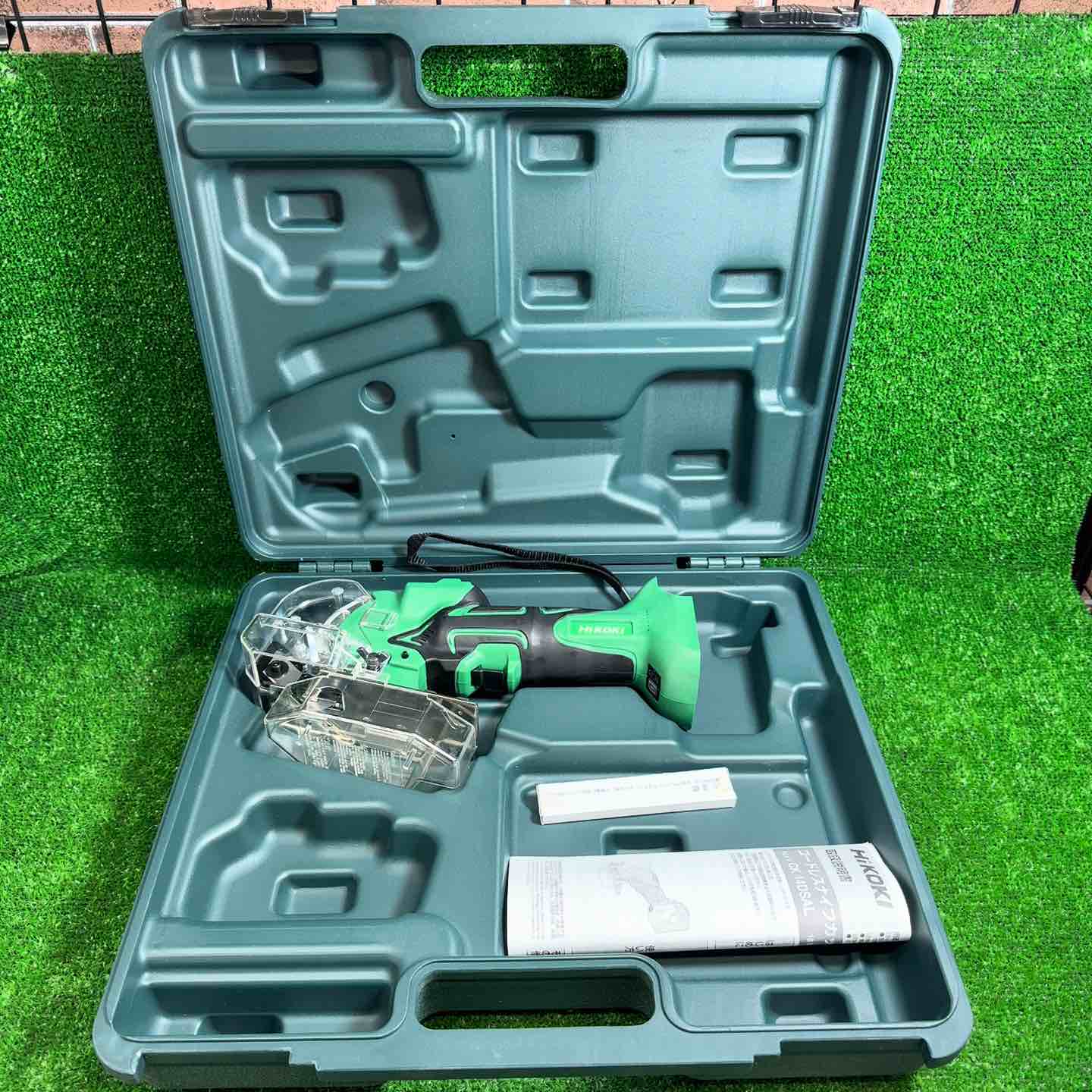 未使用品】 ハイコーキ ( HIKOKI ※ 旧:日立工機 ) コードレスナイフ