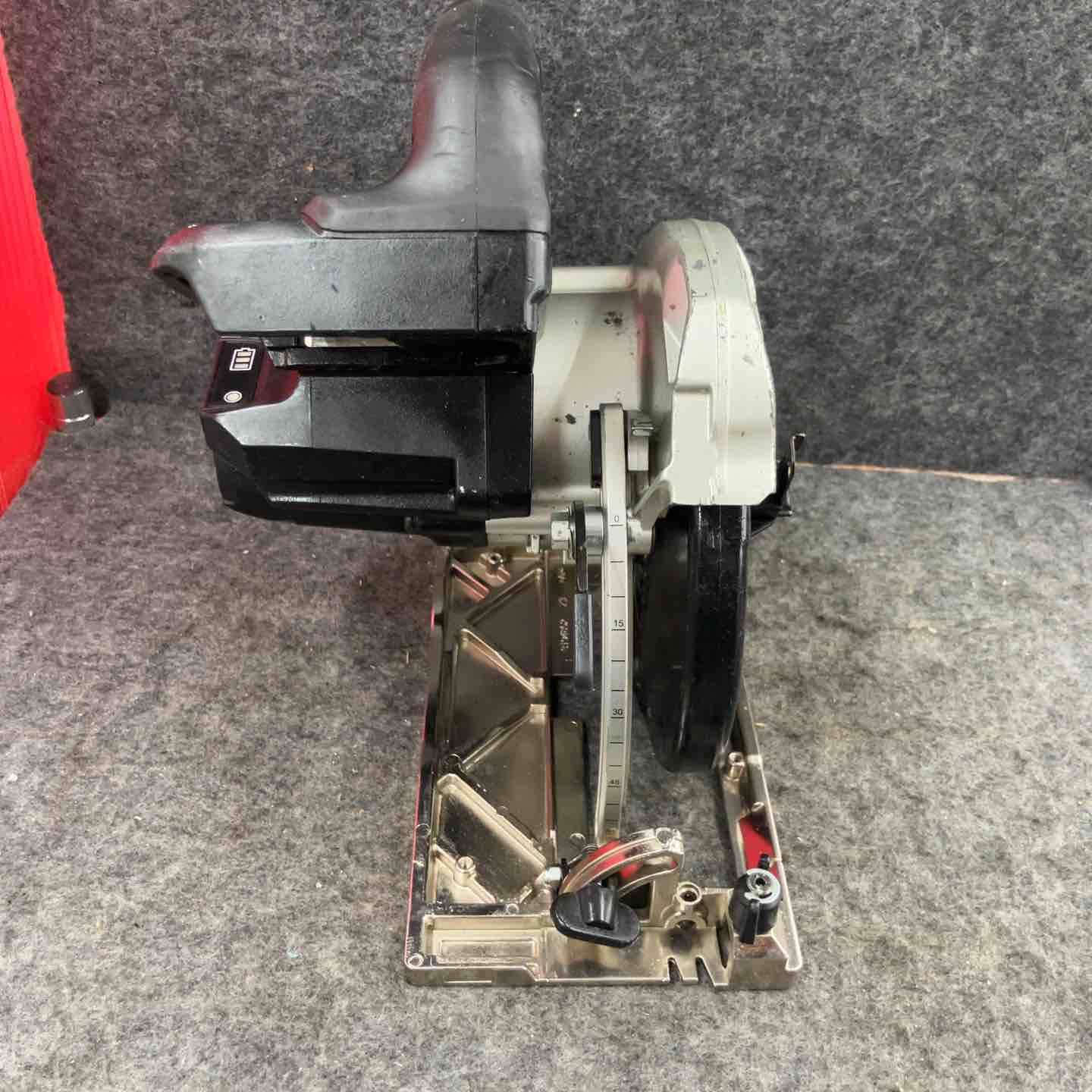 ☆マキタ(makita) コードレス丸のこ HS631DZB【鴻巣店】 – アクト