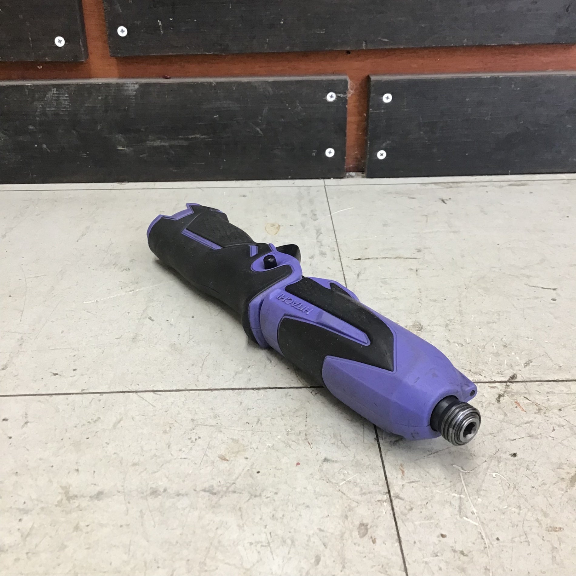 現状品】 ハイコーキ/HIKOKI ※旧:日立工機 コードレスペンインパクト
