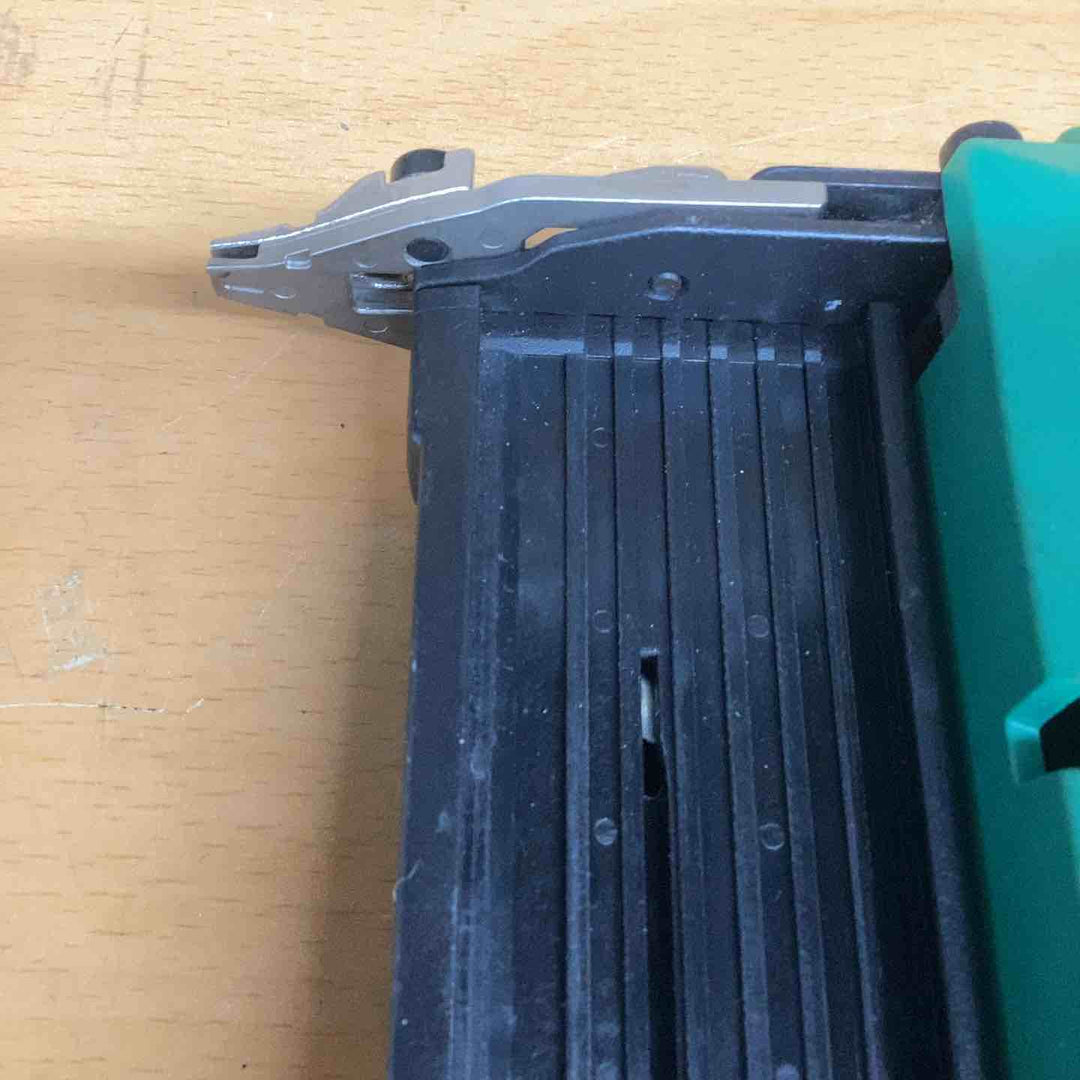 ◇ハイコーキ(HIKOKI ※旧:日立工機) コードレスフィニッシュネイラ NT3640DA(NN)【越谷店】