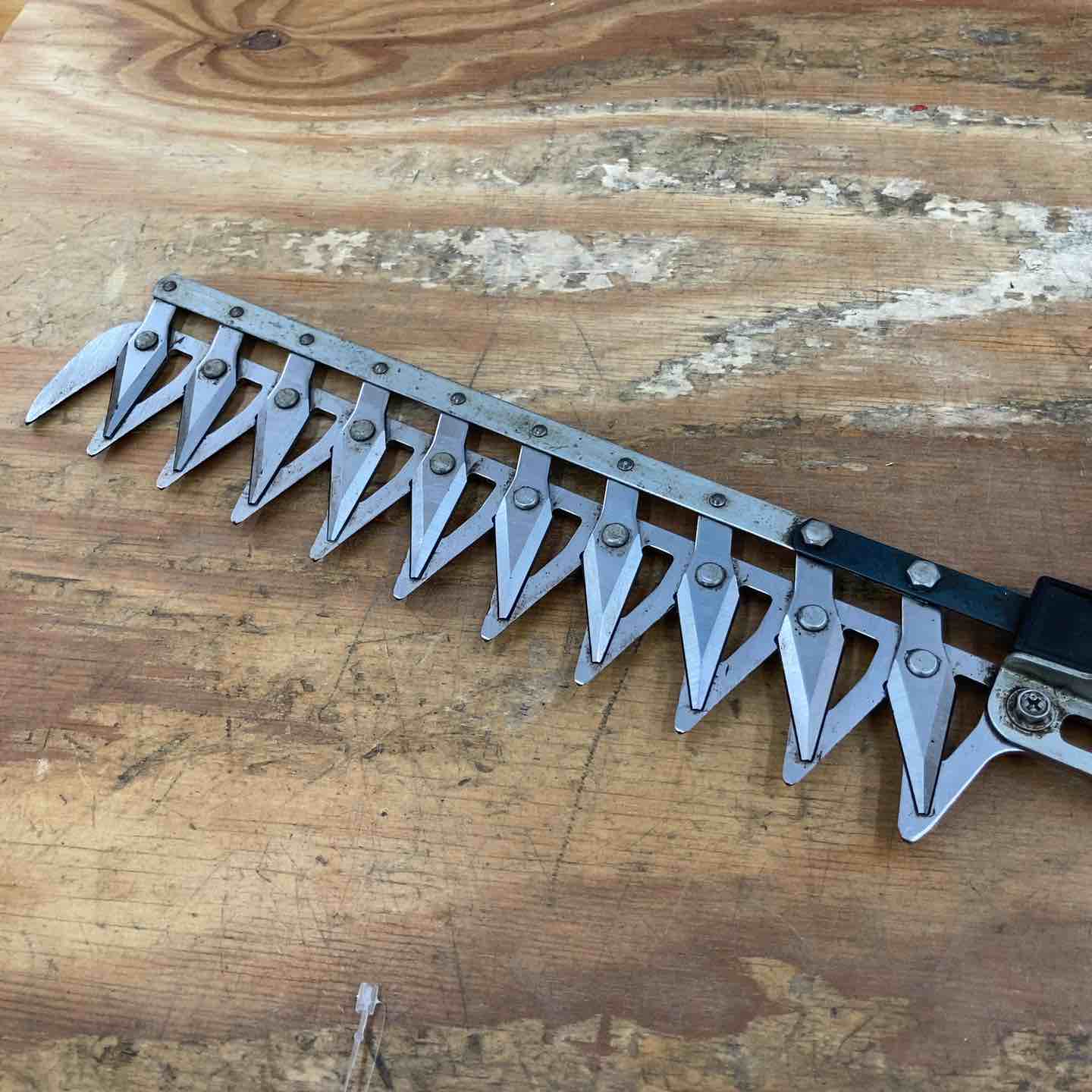 ◇アルス(ARS) 高枝電動バリカン DK-0330N ヘッジトリマ【柏店