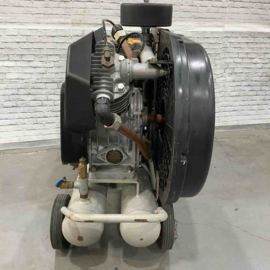 【店頭受取り限定】◇アネスト岩田(IWATA) エンジンコンプレッサー PLUE22B-10【川口店】