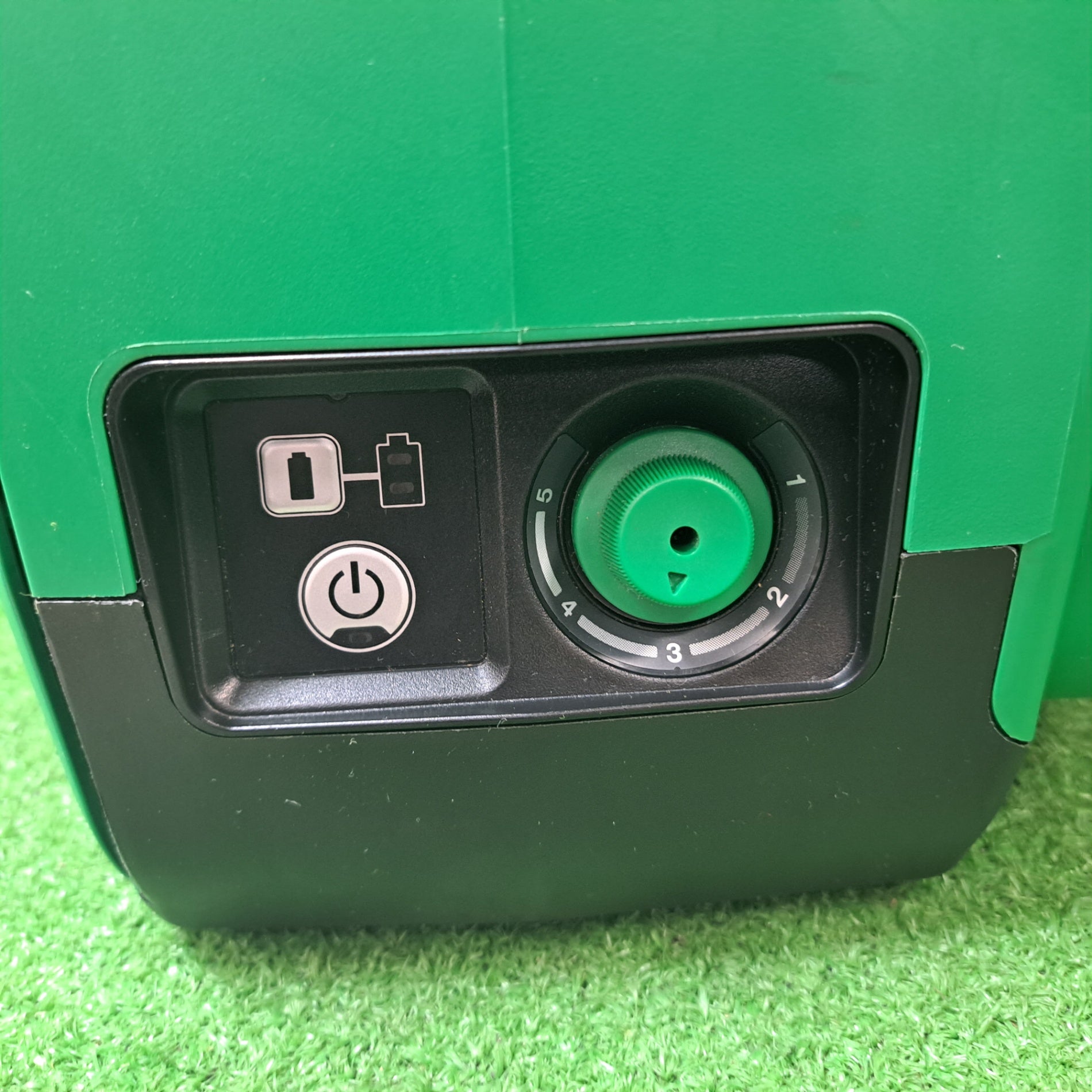 日立工機 コードレス高圧洗浄機 AW18DBL 18V 充電器バッテリー付属 HiKOKI コードレス高圧洗浄機 HiKOKI(ハイコーキ) 18V AW18DBL