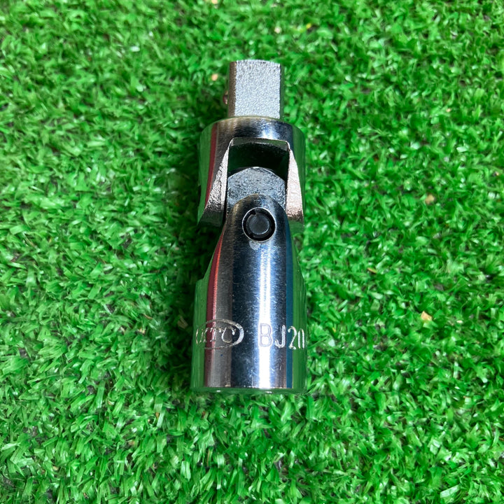 ★KTC(京都機械工具) 9.5sqラチェットソケットセット B211【越谷店】