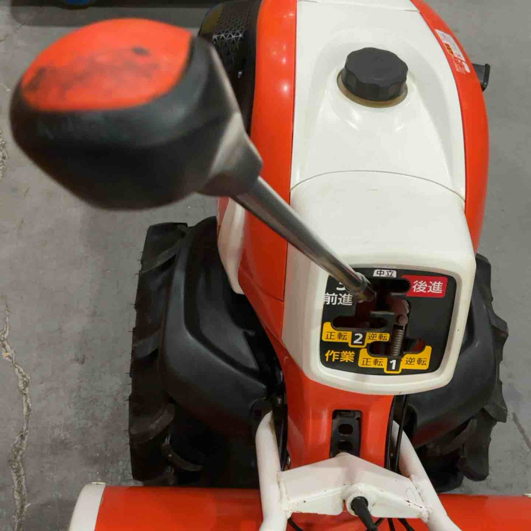 【店頭受取り限定】クボタ　農用トラクター　TRS700【川口店】