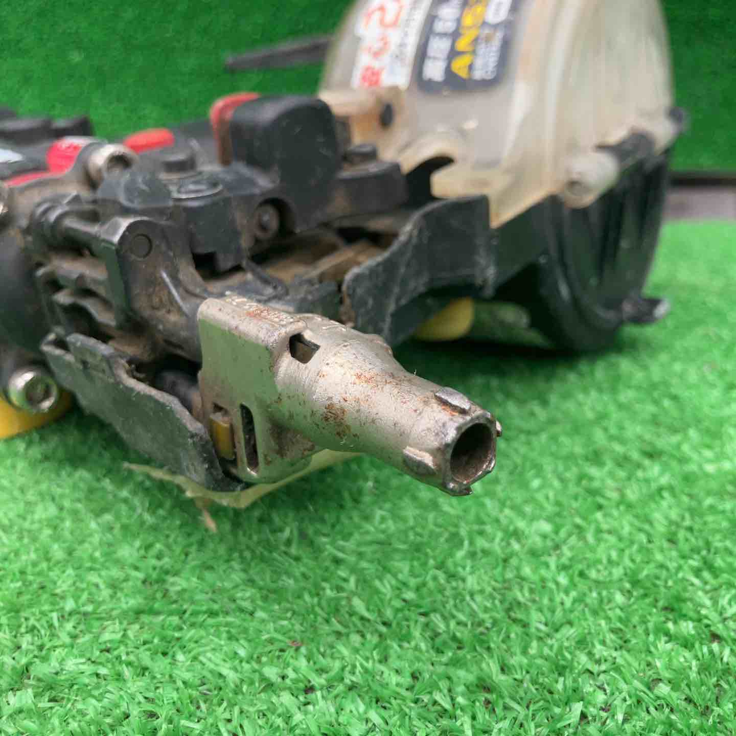 中古】 マキタ makita 高圧 エア釘打ち機 AN534H 赤 N50対応 【桶川店
