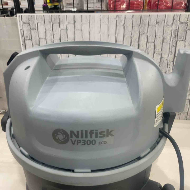 ニルフィクス 集じん機 VP300【川口店】