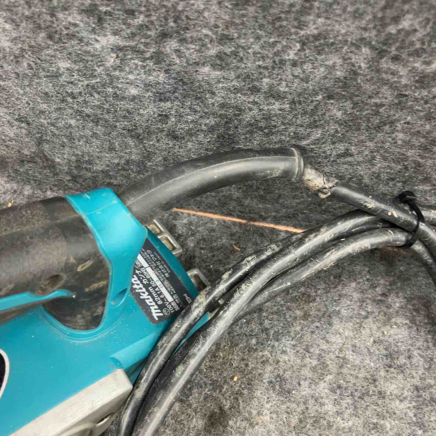 ☆マキタ(makita) 電気カンナ KP0800ASP 替刃式【鴻巣店】 – アクト
