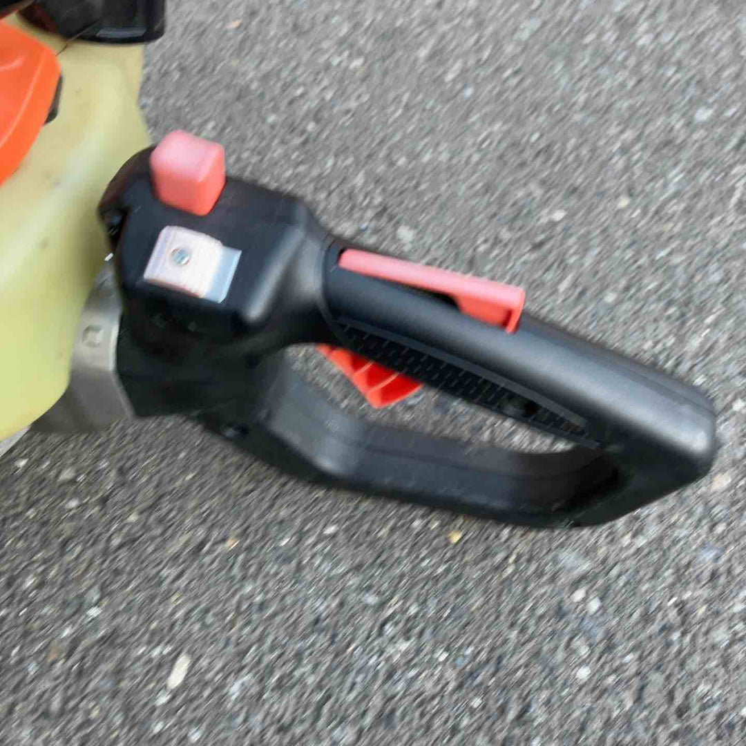 【中古品】 タナカ/Tanaka エンジンヘッジトリマー・TCH22EAP 【桶川店】