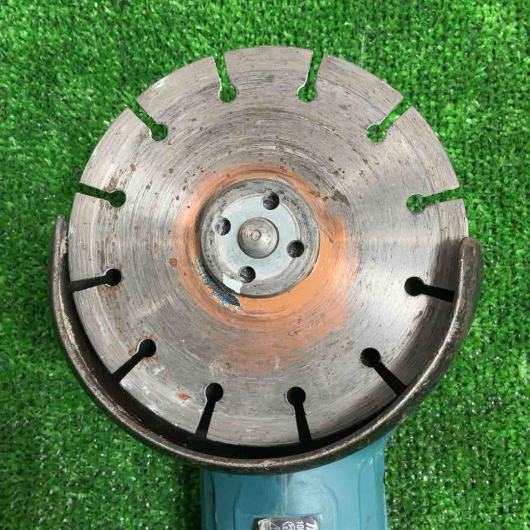 ☆マキタ(makita) 100mmディスクグラインダー GA4031【草加店】