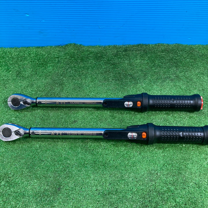 【中古品】◇KTC ケーティーシー 9.5Sq プレセット型トルクレンチ 10～50Nm GW050-03 2個セット【岩槻店】