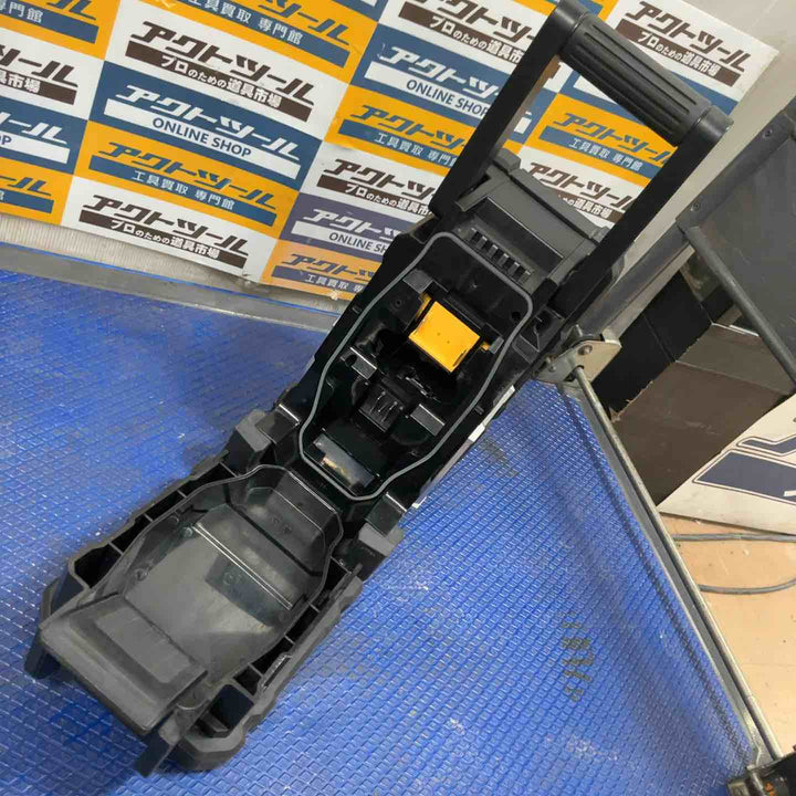 ★マキタ(makita) コードレスラジオ MR108B【草加店】