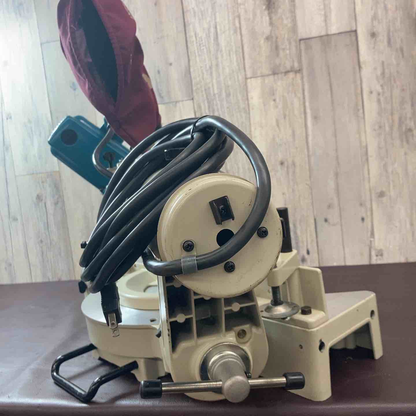 中古品/店頭受取り限定】 マキタ(makita) 305mm 卓上スライド丸ノコ 中古品/店頭受取り限定】 マキタ(makita) 305mm 卓上スライド丸ノコ