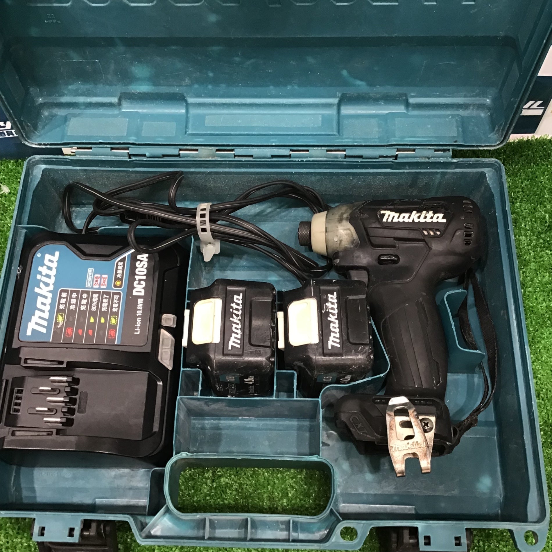 マキタ14vインパクトドライバー美品オリジナルハウジングTD134DX2 マキタ14vインパクトドライバー美品オリジナルハウジングTD134DX2