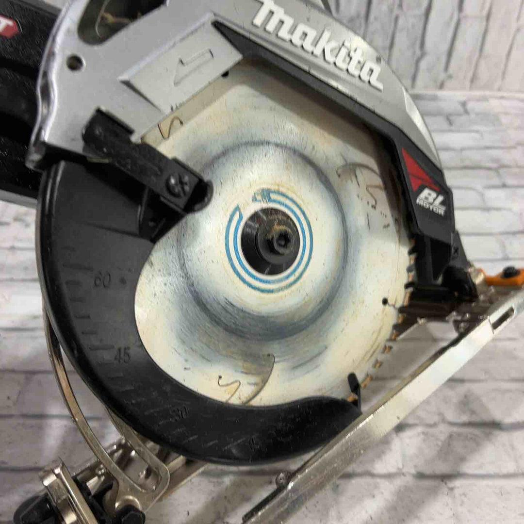 ★マキタ(makita) コードレス丸のこ HS001GZB【川口店】
