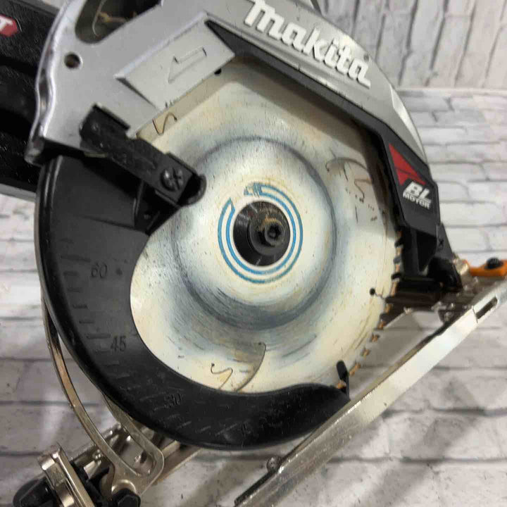 ★マキタ(makita) コードレス丸のこ HS001GZB【川口店】