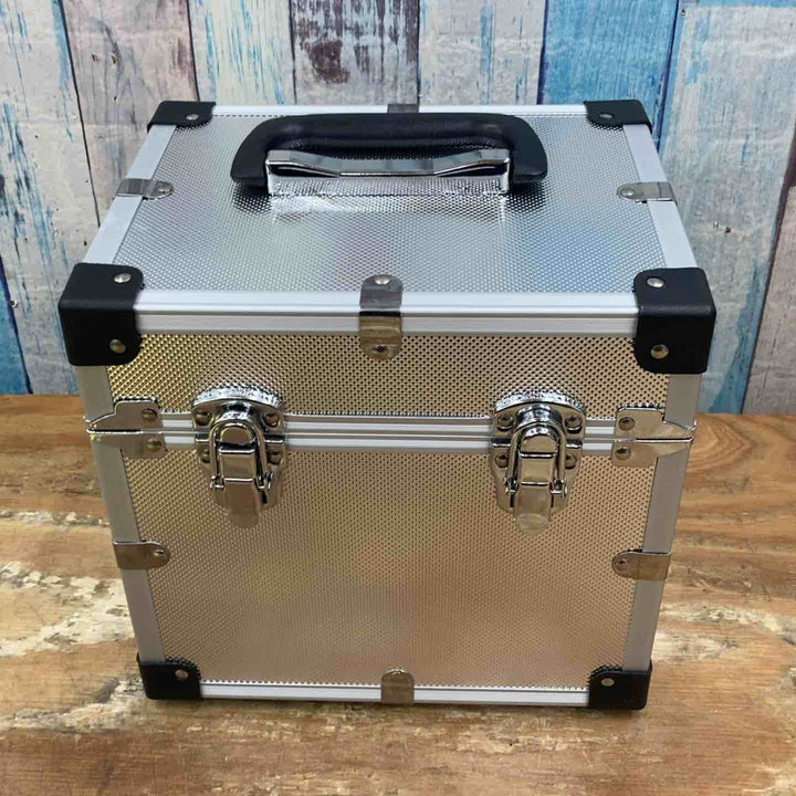 〇マイト工業(might) グリーンレーザー墨出し器 MGL-411GP 矩十字・横 三脚付き【柏店】