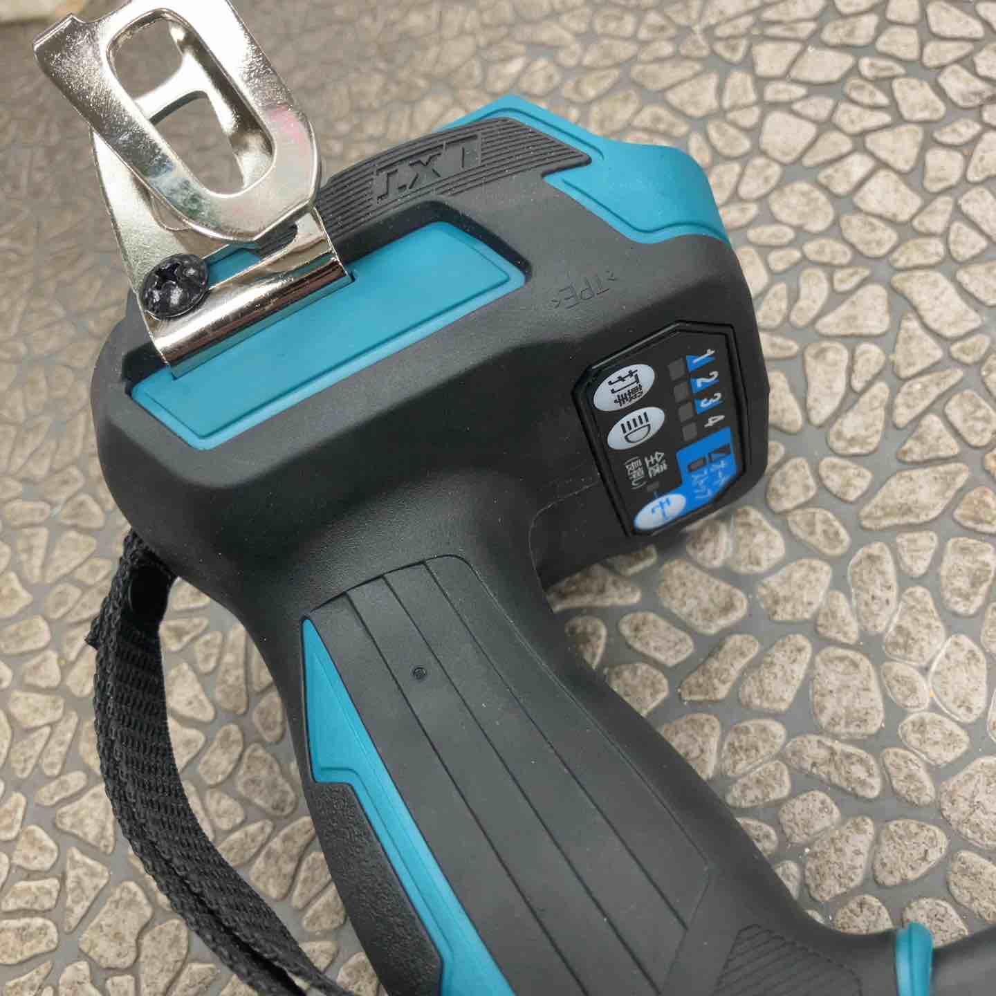☆マキタ(makita) コードレスインパクトレンチ TW300DZ【川崎店
