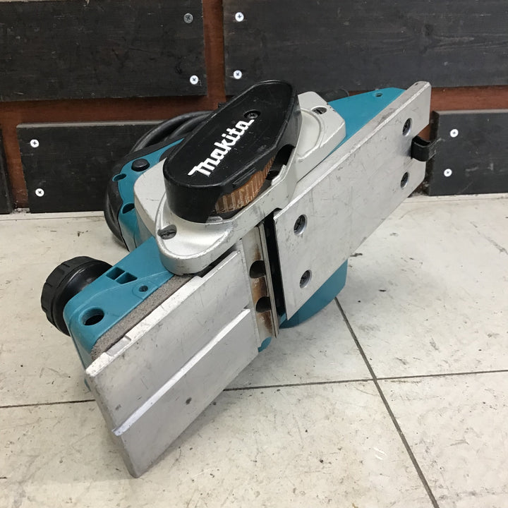 【現状品】 マキタ/makita 電気カンナ KP0800ASP 替刃式 【鴻巣店】