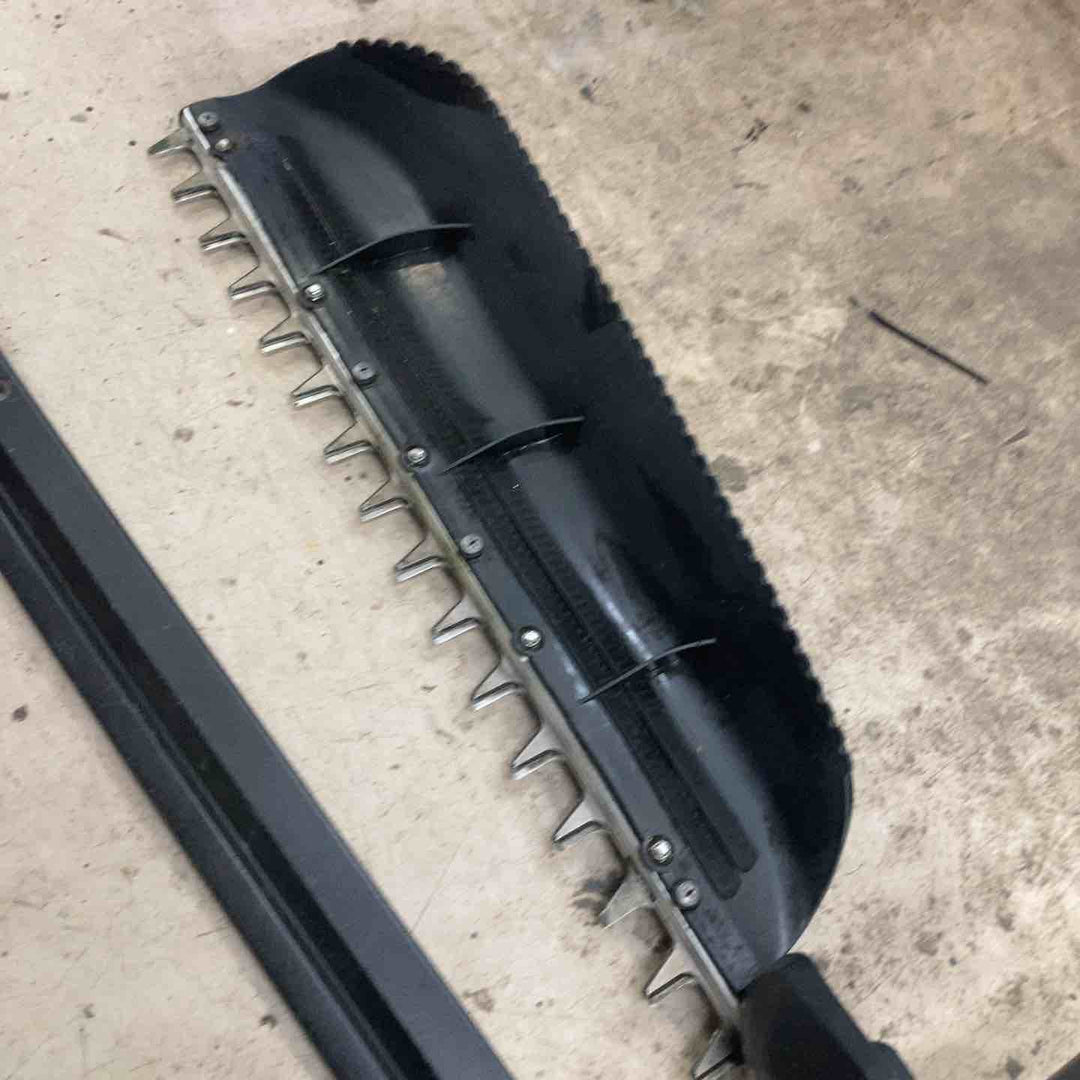 ◇マキタ(makita) 18V充電式ヘッジトリマ MUH603SDZ【町田店】