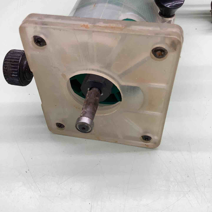 ◇マキタ(makita) 6mm トリマ M373 本体のみ【越谷店】